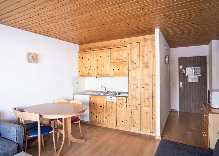 Dixence 109 By Interhome レ・コロン